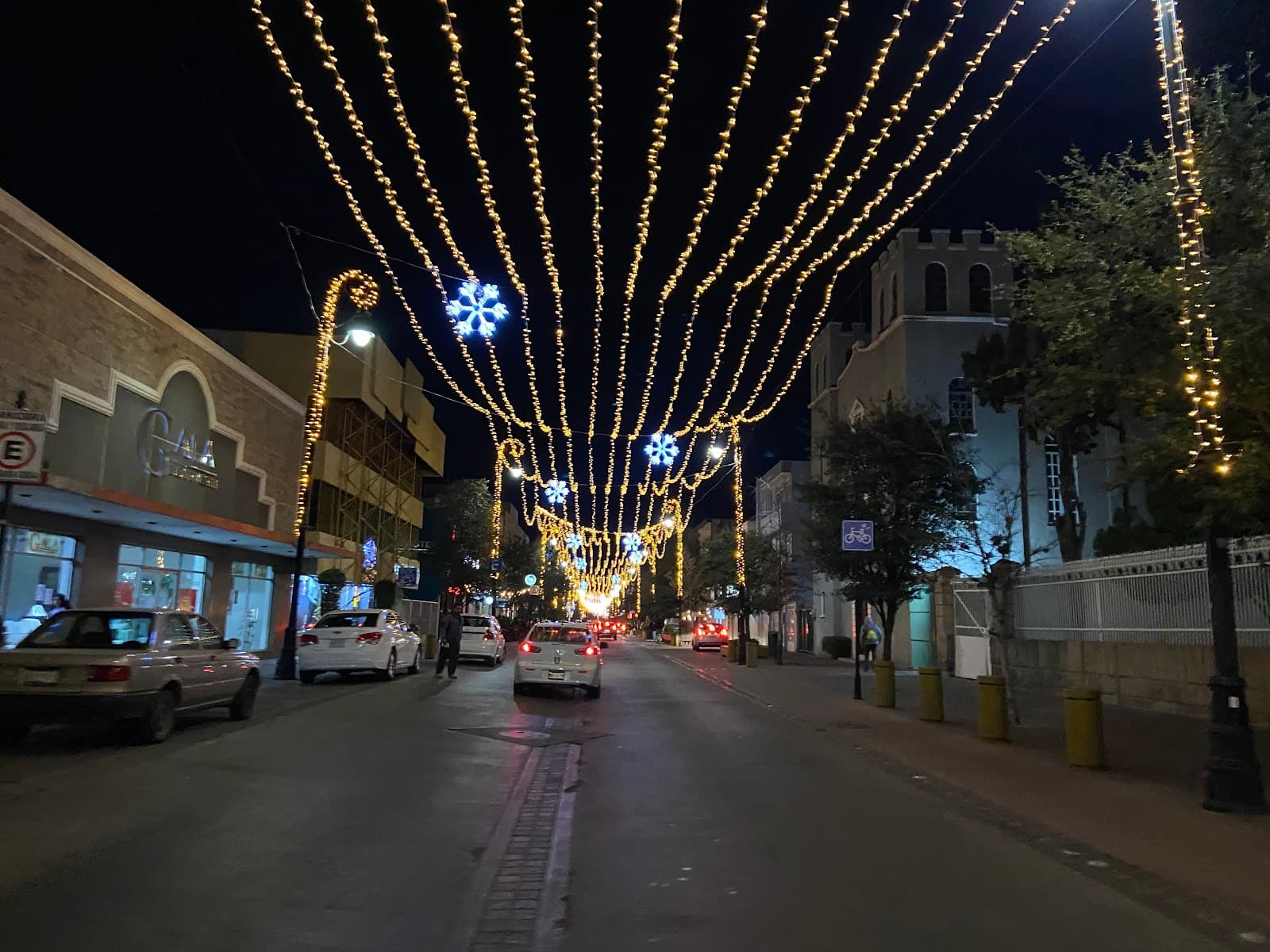 Calle Madero - Image 1