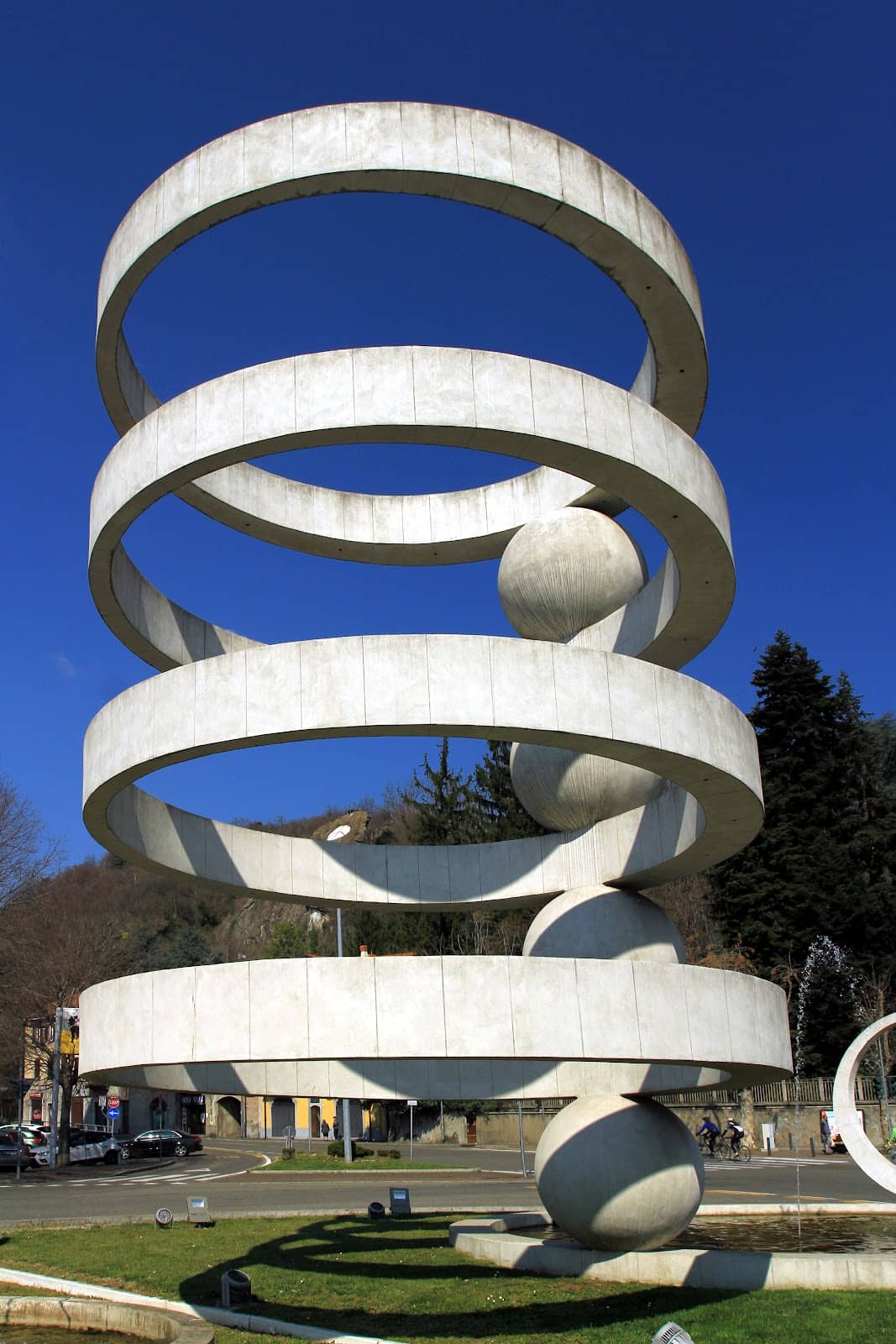 Rationalist Architecture