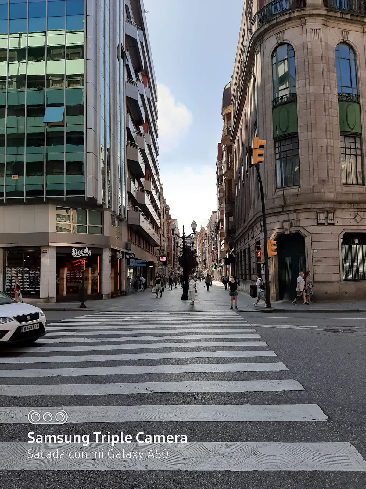 Calle Corrida - Image 1