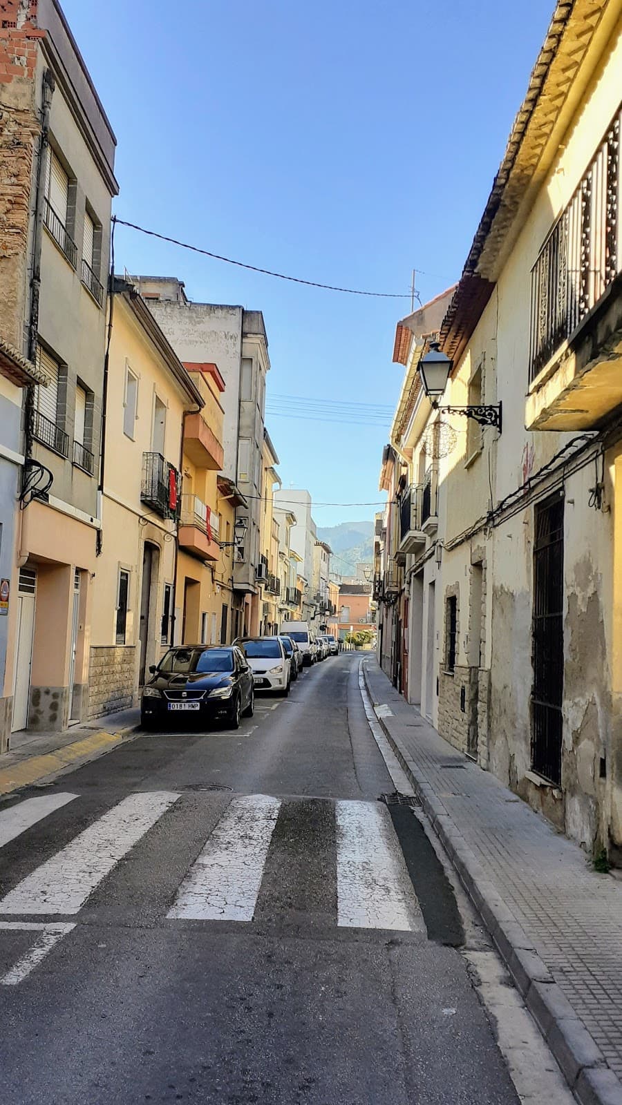 Beniopa Neighborhood - Image 1