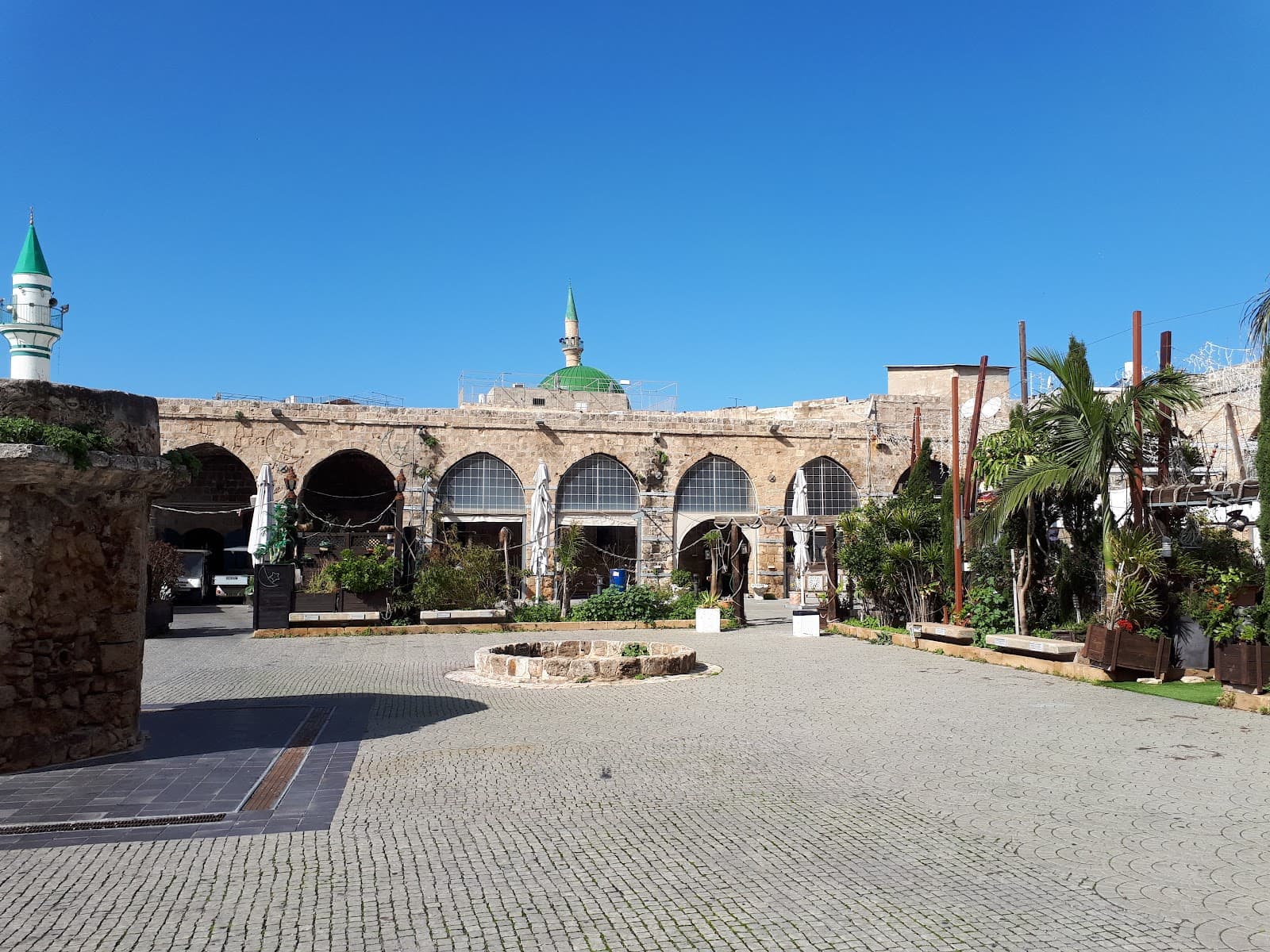 Khan al-Shawarda - Image 1