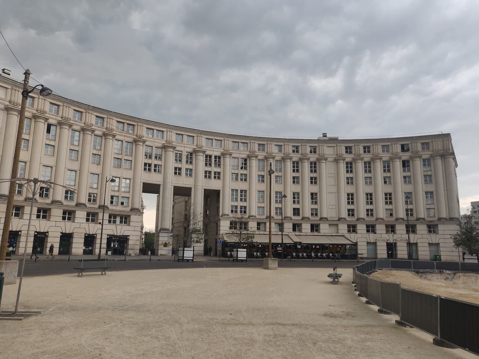 Place de Catalogne - Image 1
