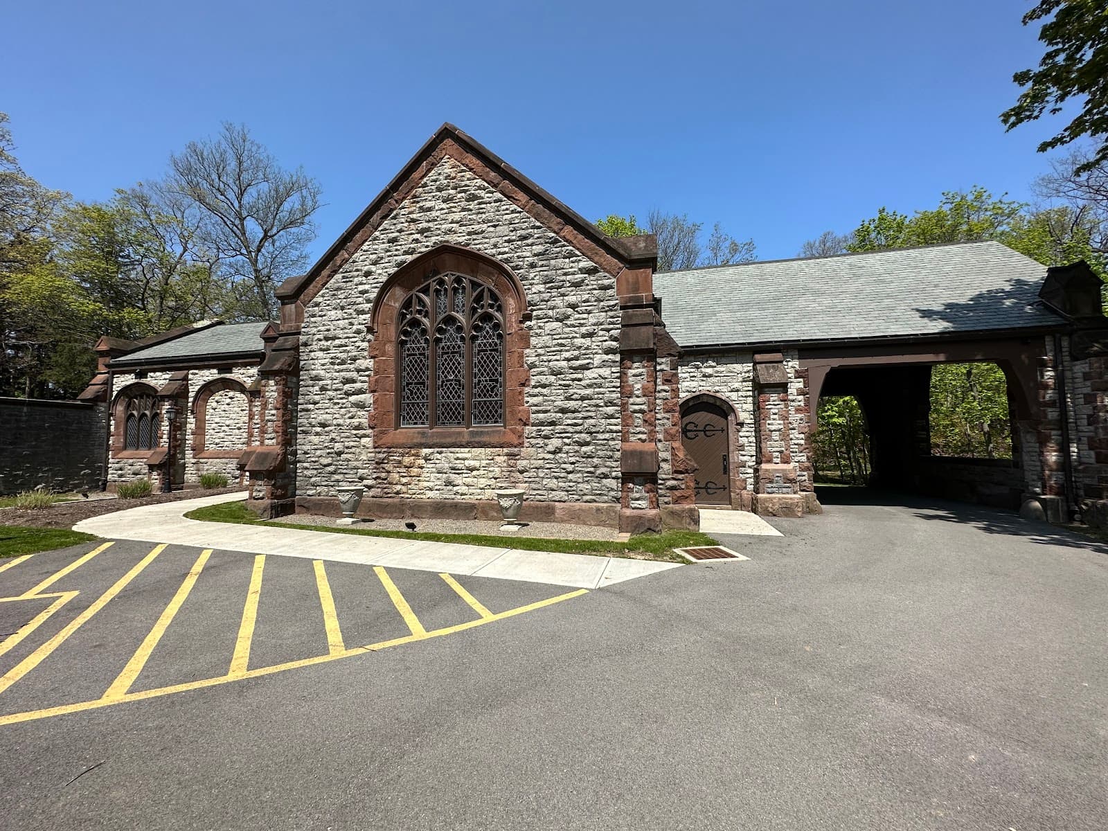 Pioneer Cemetery (West Avenue) - Image 1