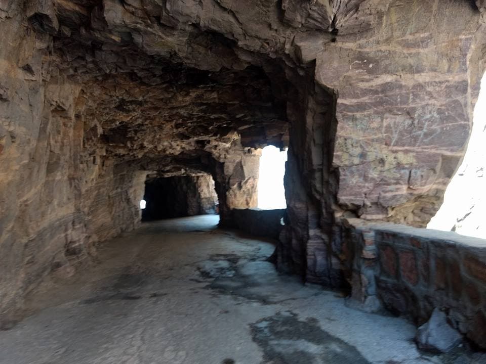 Guoliang Village & Tunnel Road - Image 1