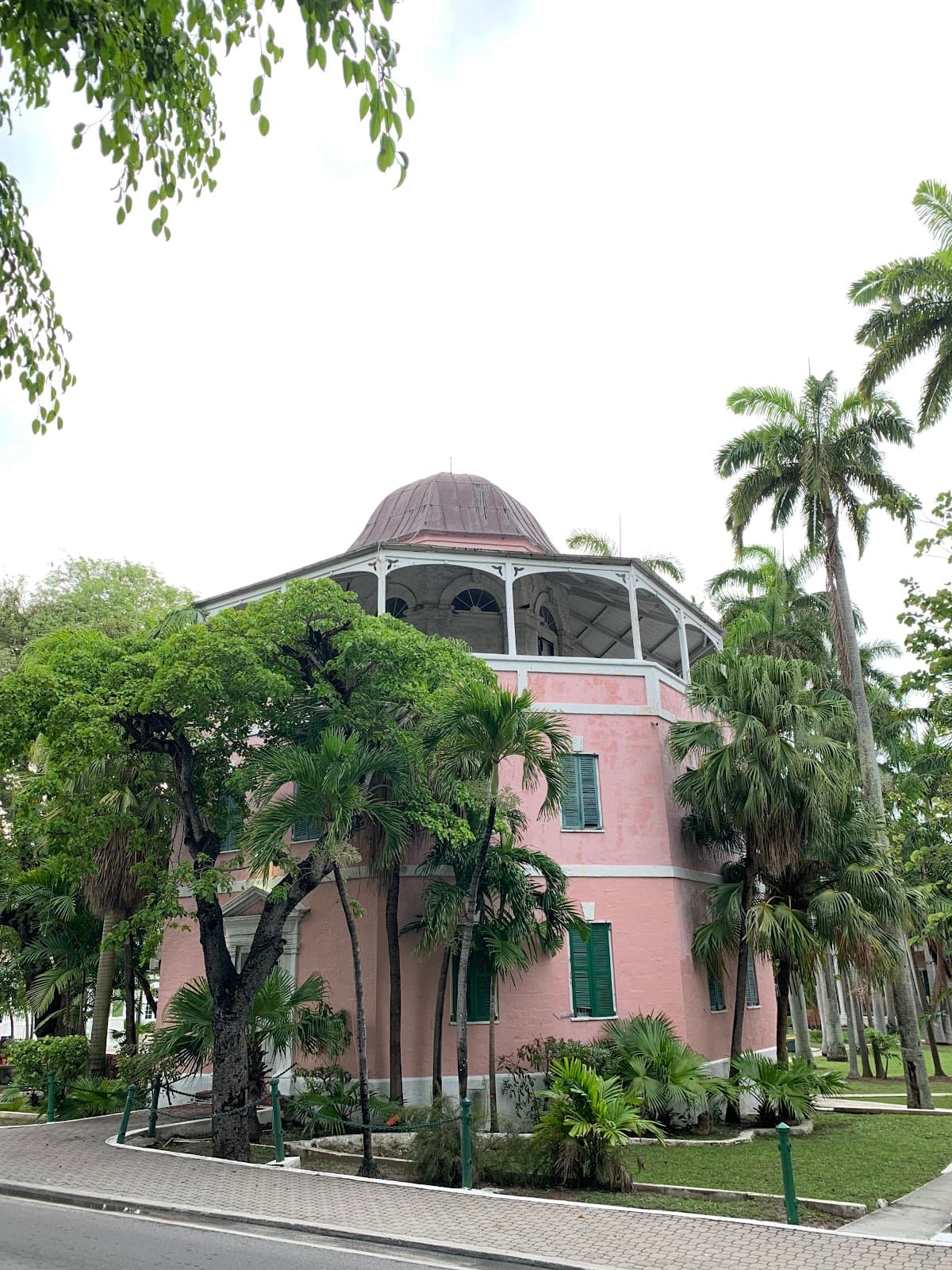 Nassau Public Library & Museum - Image 1