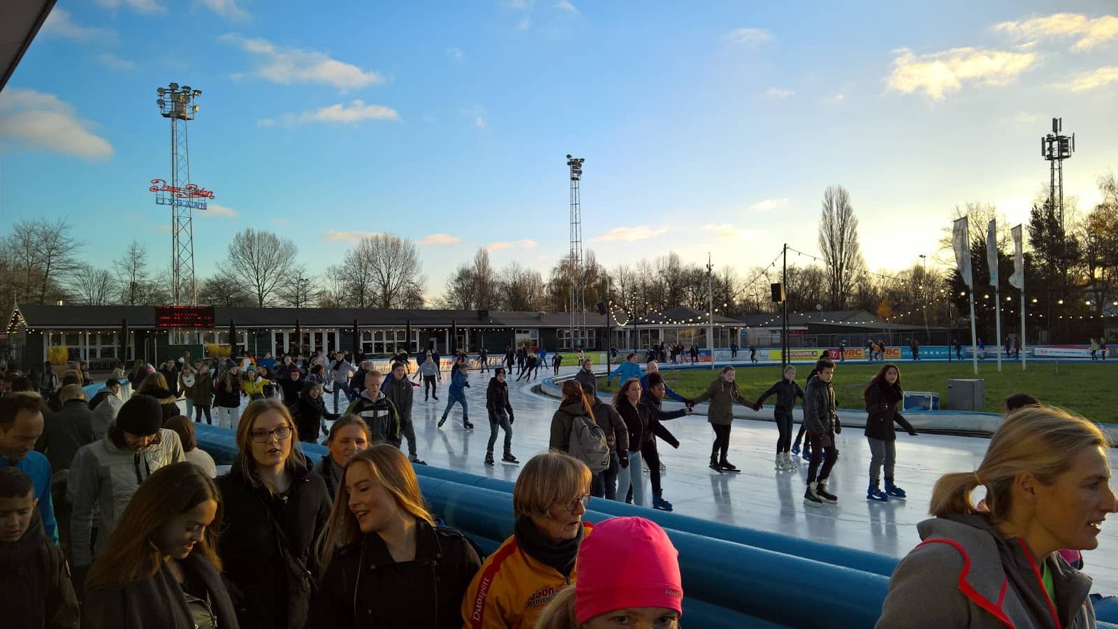 Beginner & Kids' Rink