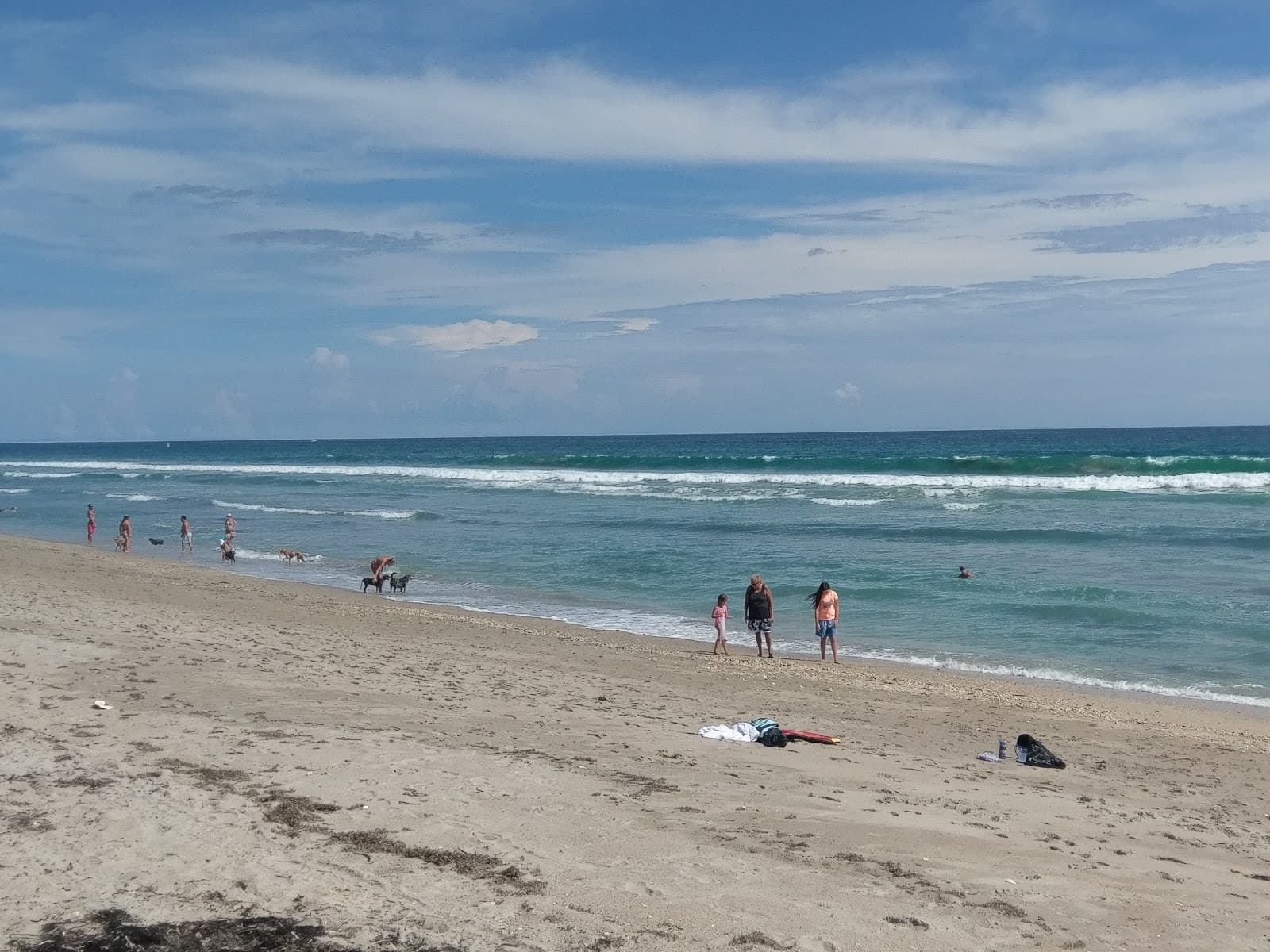 Walton Rocks Beach & Dog Park - Image 1