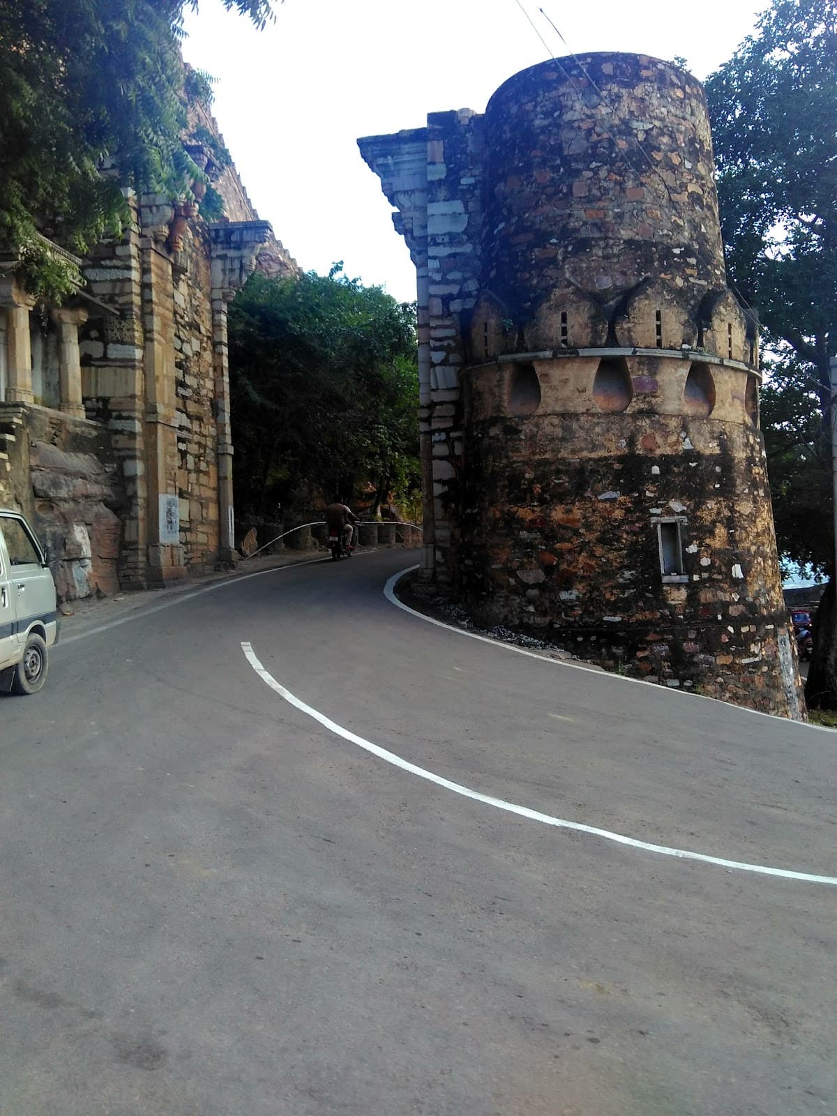 Ganesh Pol - Image 1