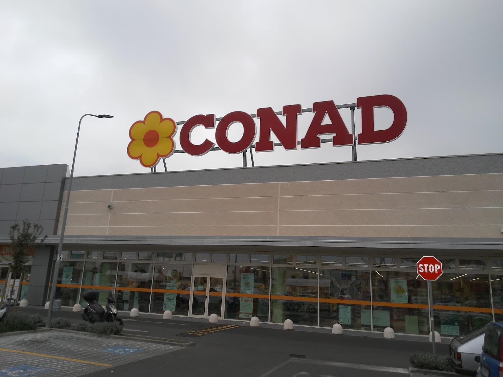 Burlamacca Canal Viareggio - Image 1