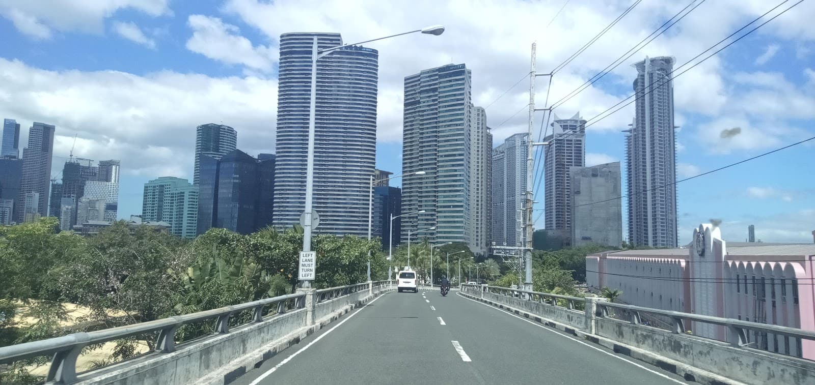 Makati Central Business District - Image 1
