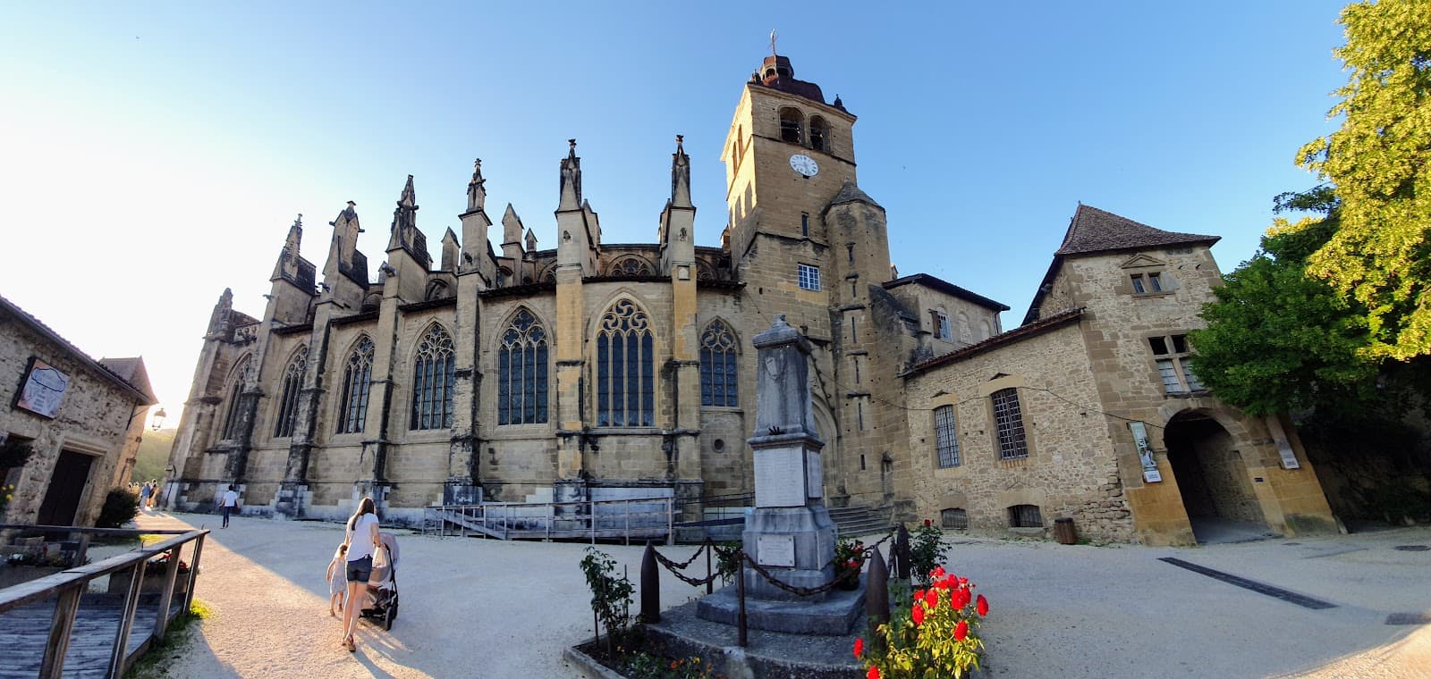 Saint-Antoine-l'Abbaye - Image 1