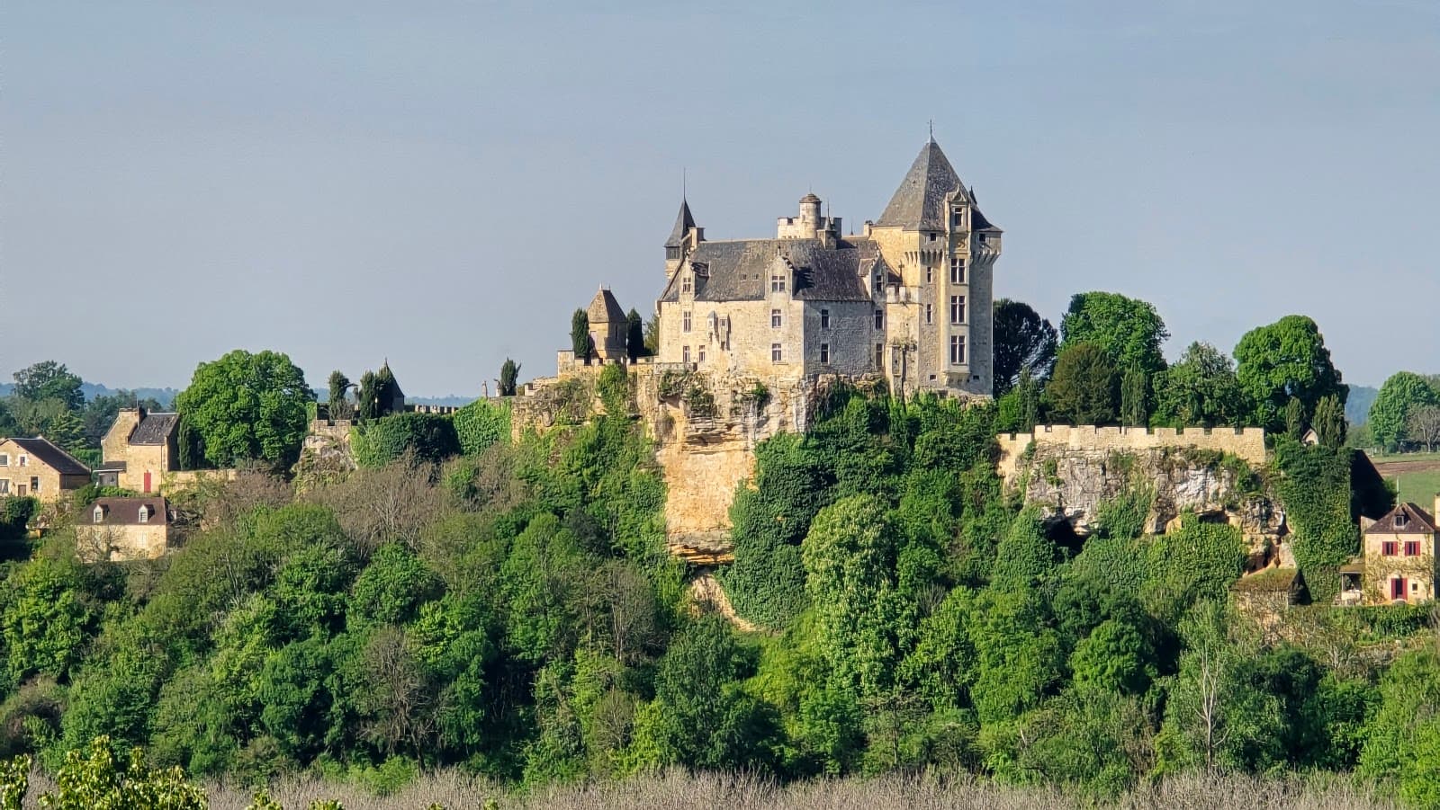 Cingle de Montfort Viewpoint - Image 1