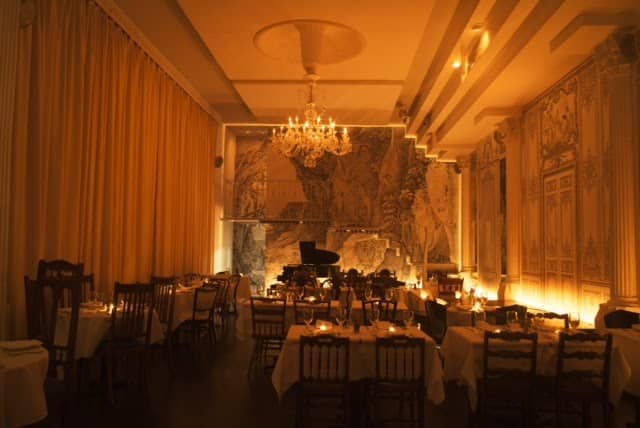 Opulent and Electric Atmosphere