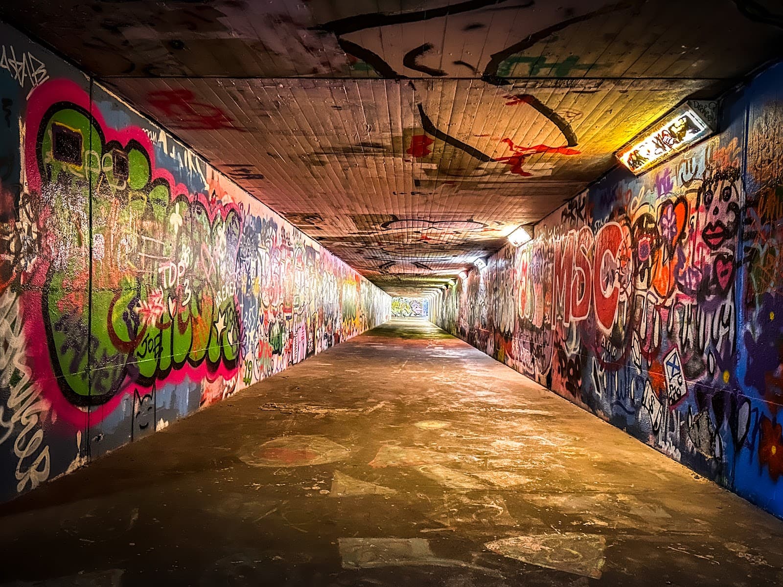 Ratswegkreisel Hall of Fame (Street Art) Frankfurt - Image 1