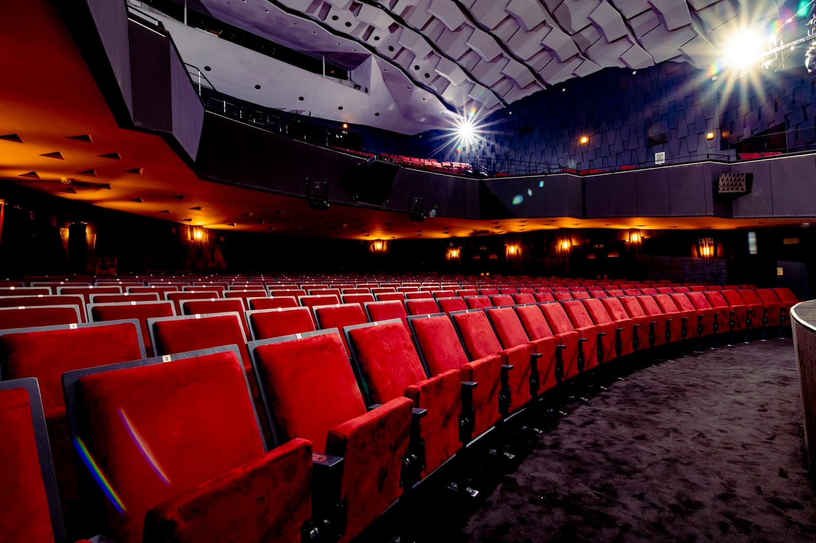 Hungarian Youth Theatre - Image 1