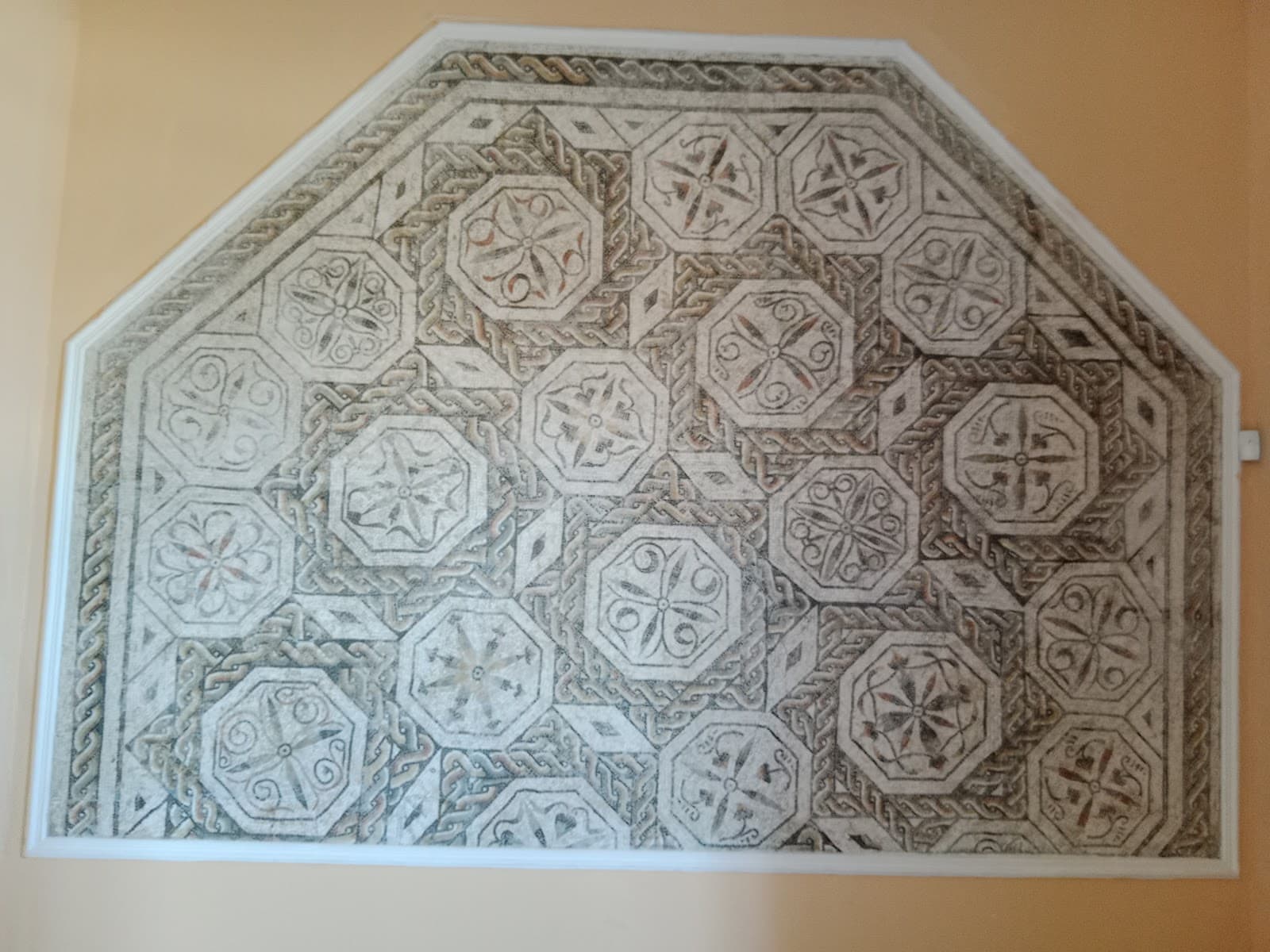 Salakta Archaeological Museum - Image 1