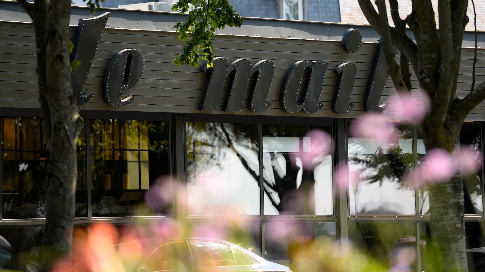 Le Mail Promenade - Image 1