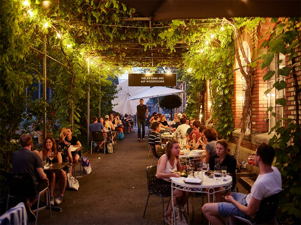 Vibrant Outdoor Ambiance