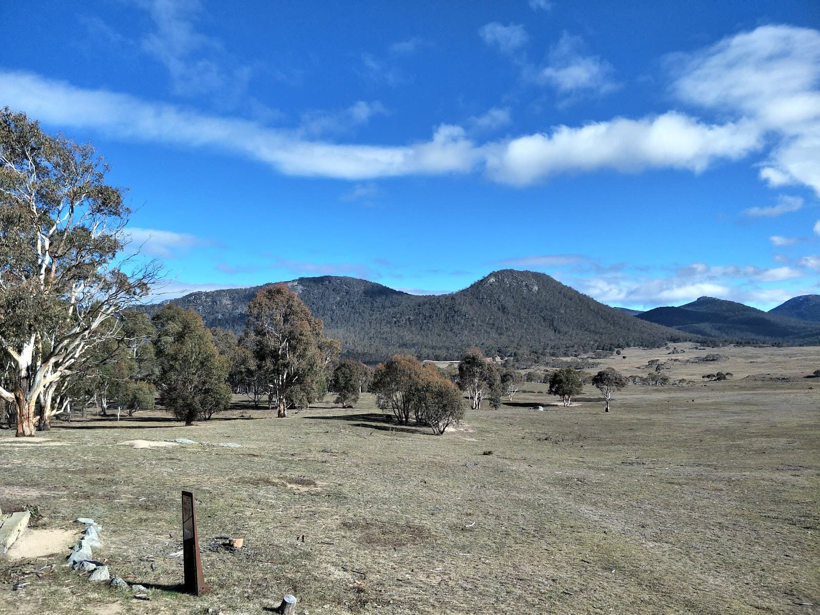 Yankee Hat Rock Art - Image 1