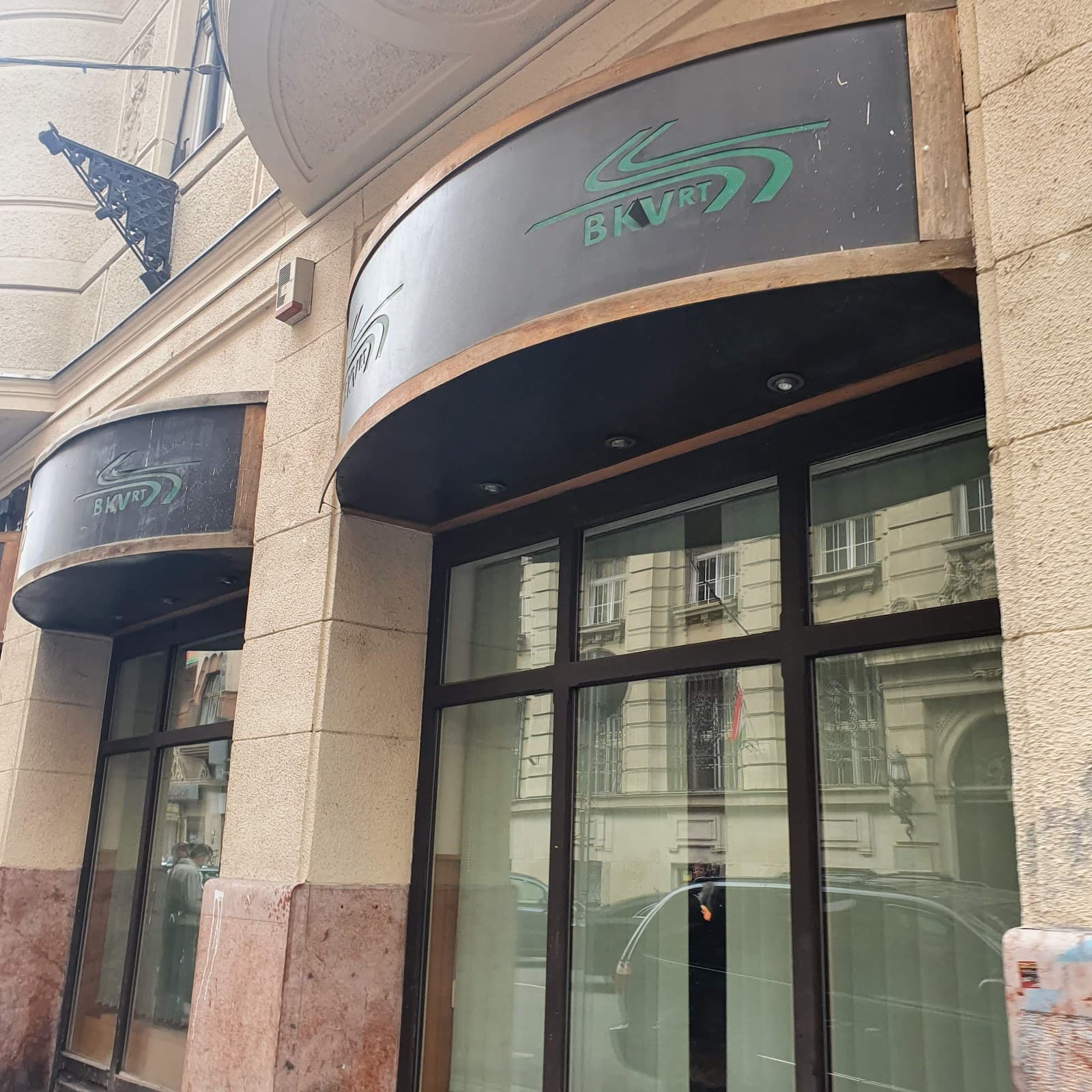 BKV Public Transport - Image 1