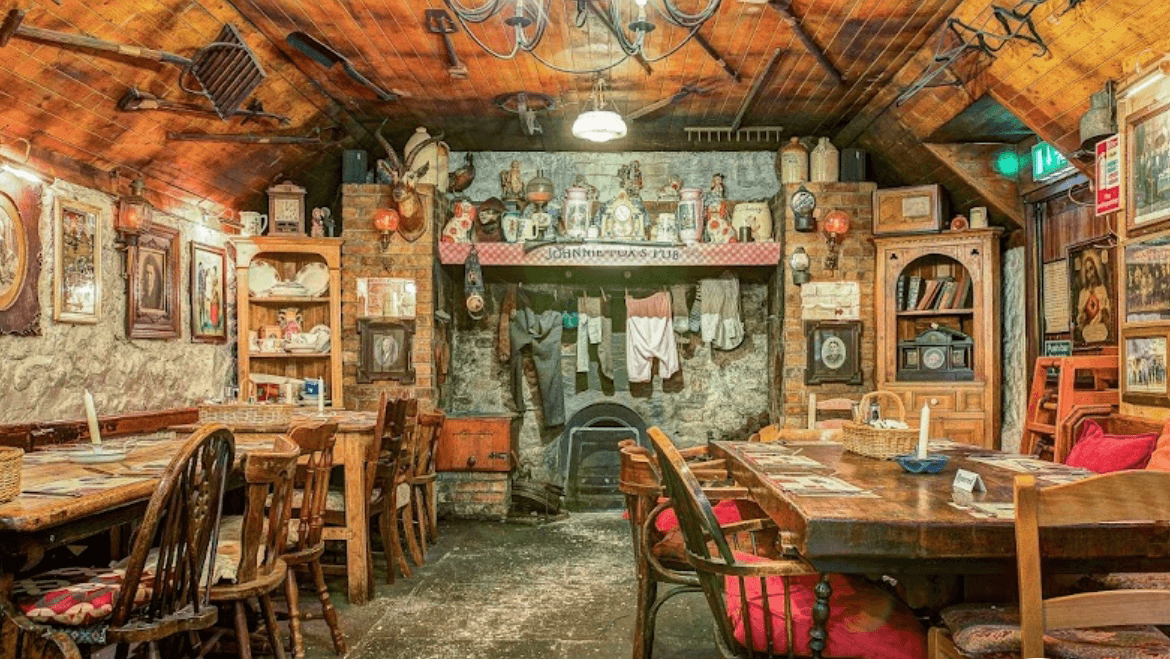 Johnnie Fox's Pub - Image 1