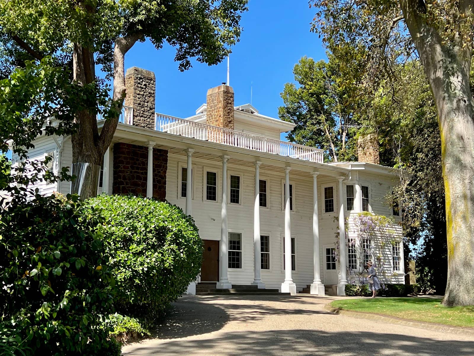 Serene Lake and Stables