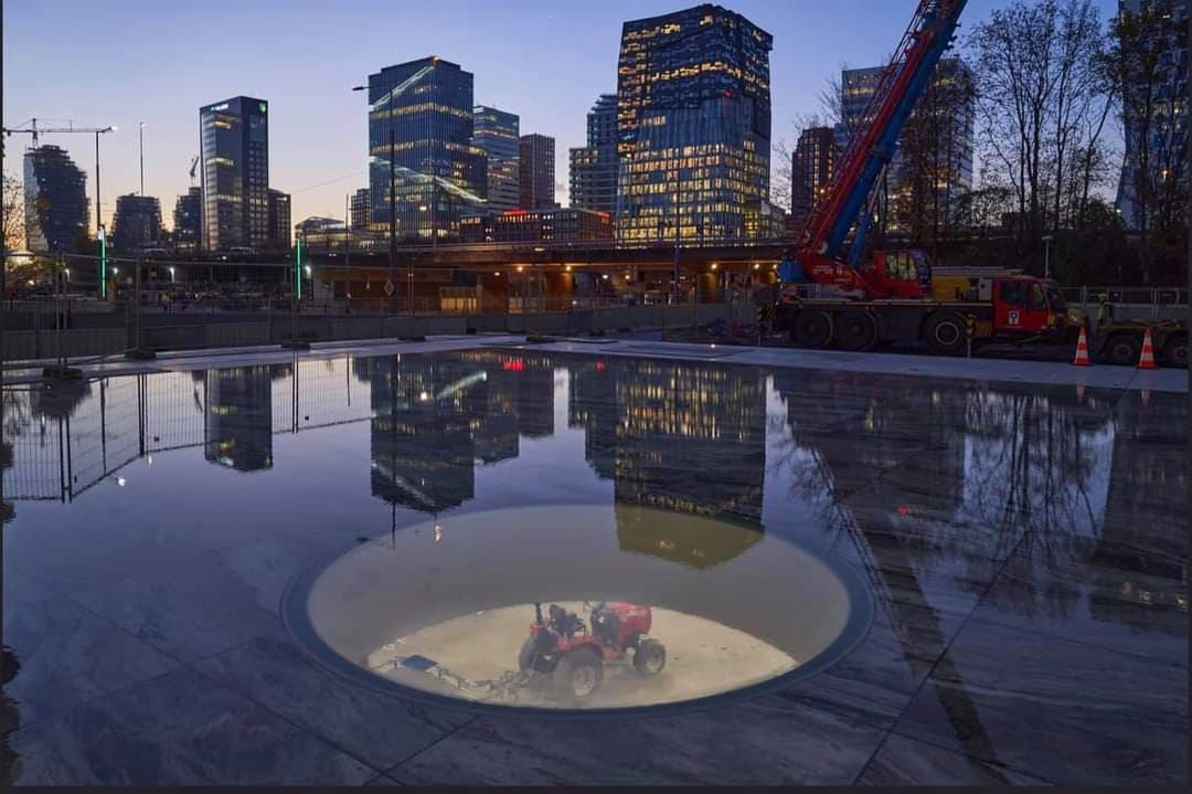 Amsterdam Zuid - Image 1