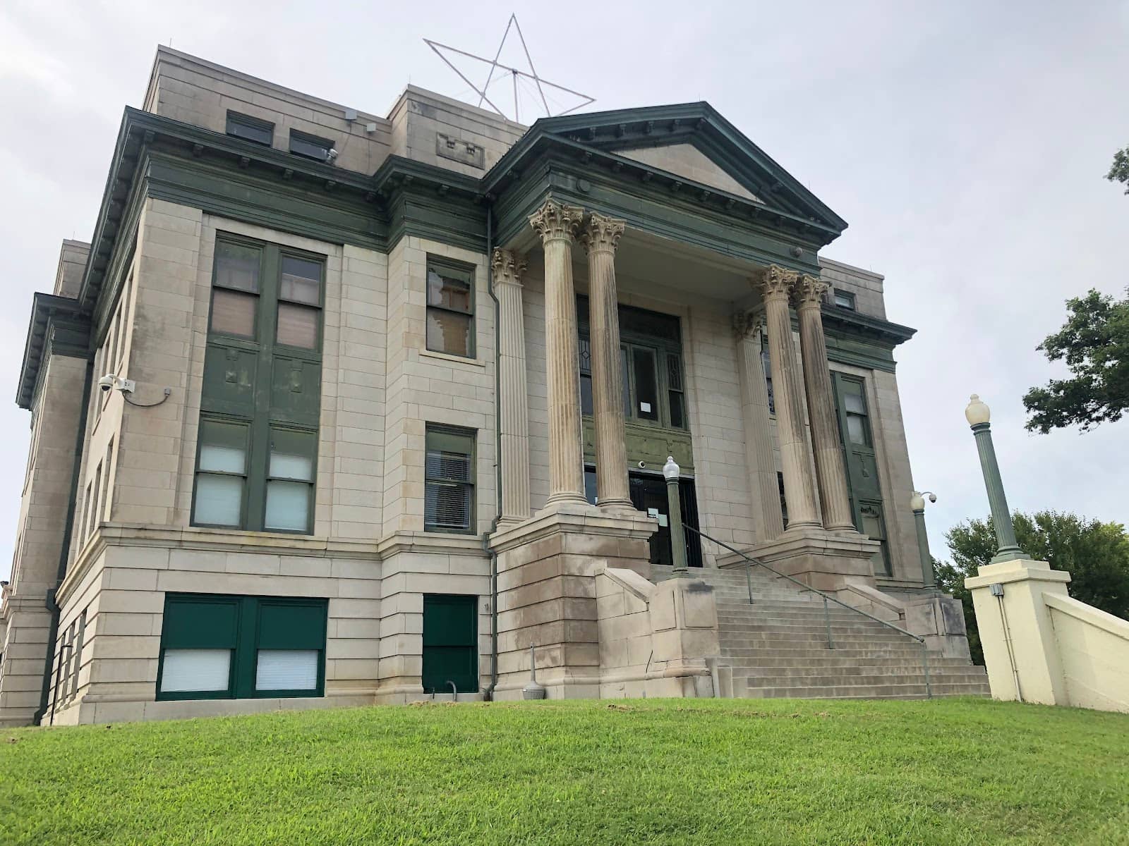 Local Governance Hub