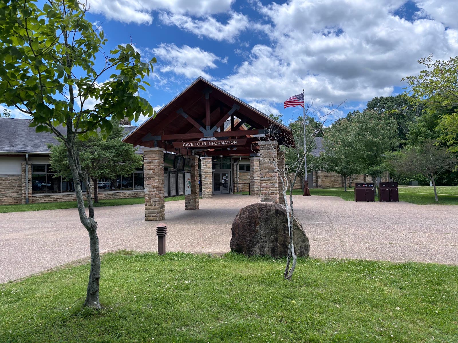 Mammoth Cave Visitor Center - Image 1