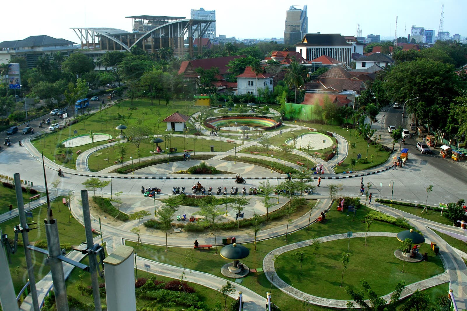Putri Kaca Mayang Park - Image 1