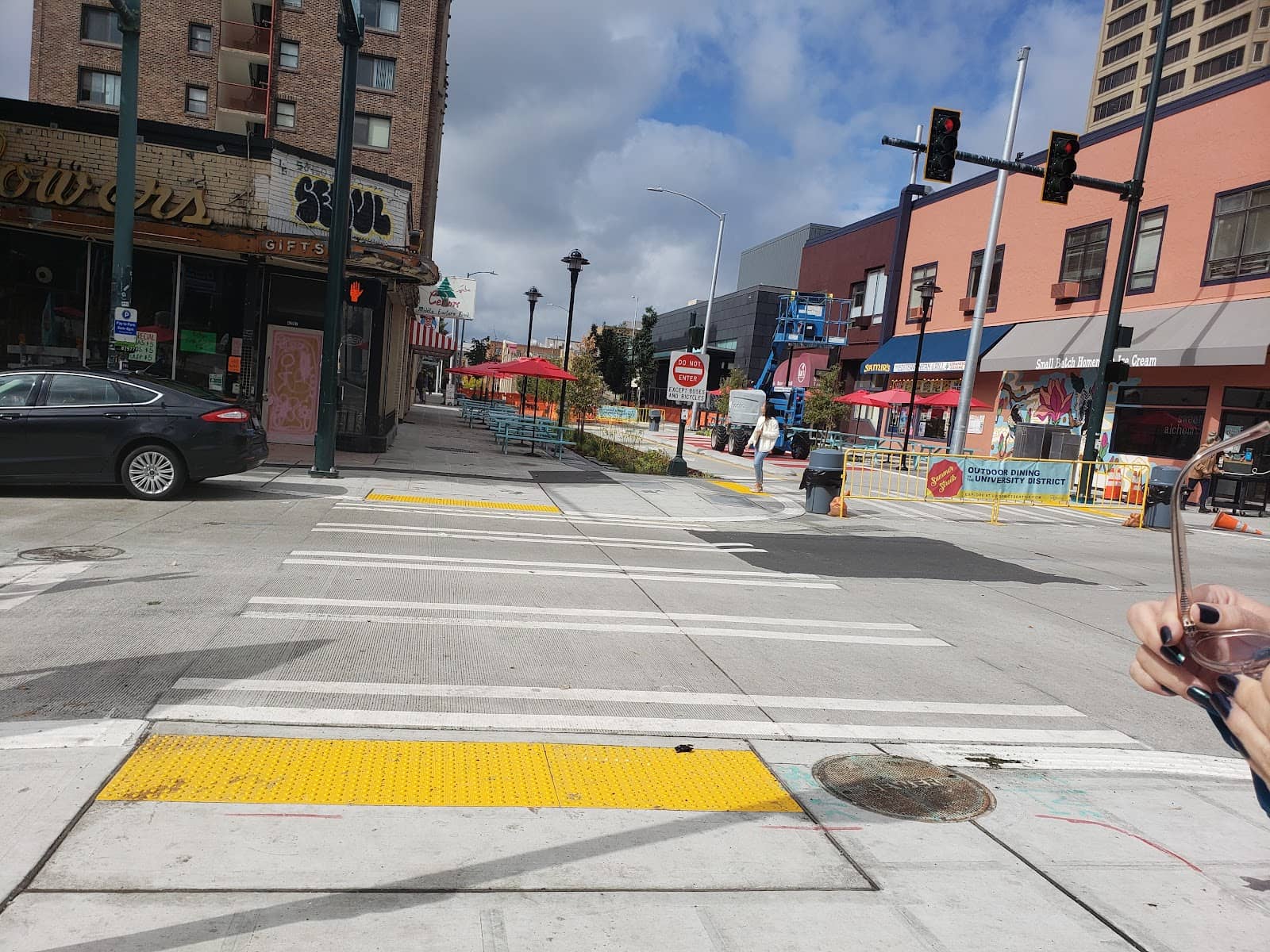 Local Coffee & Croffles