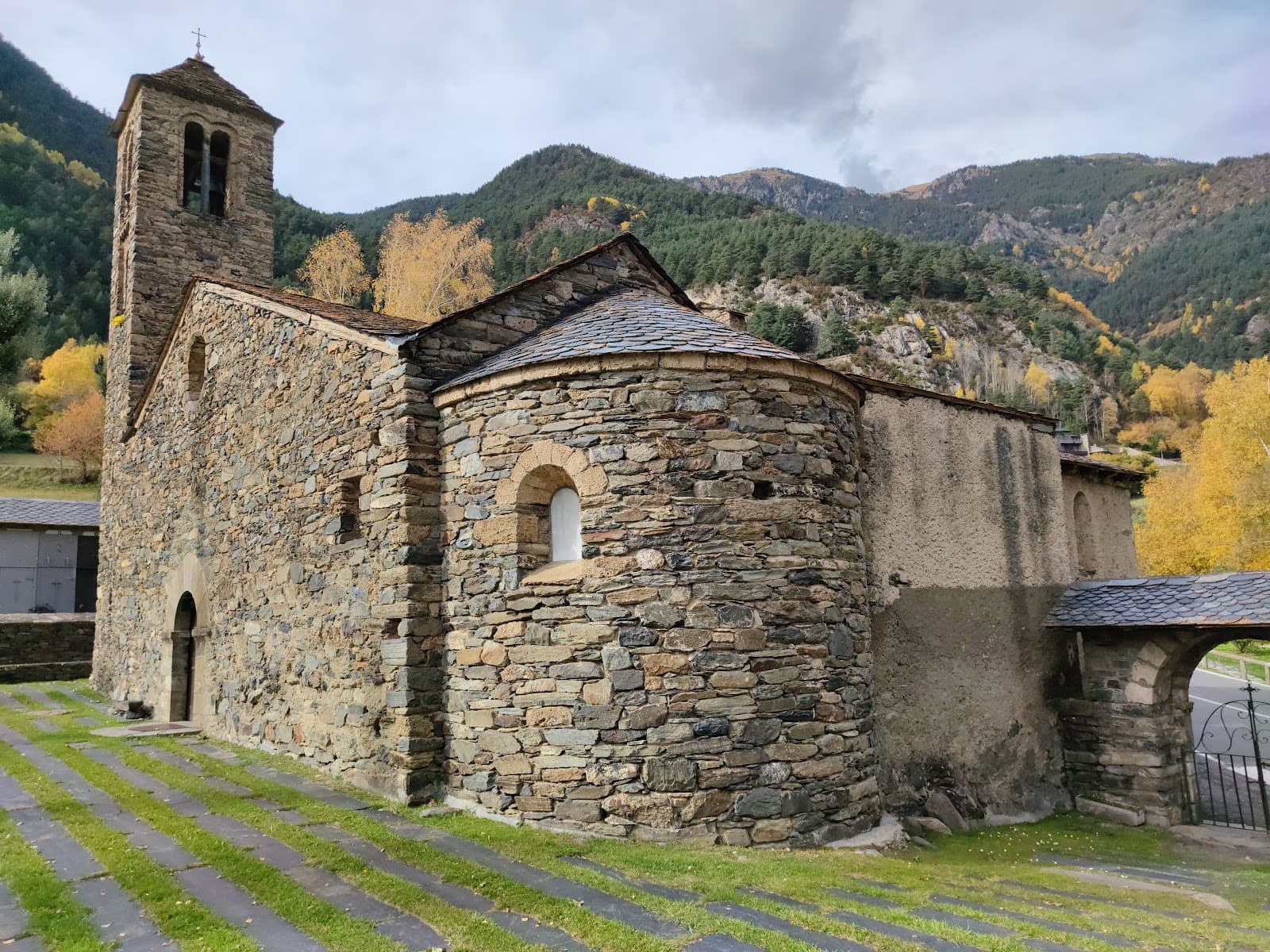 Sant Martí de la Cortinada Church - Image 1
