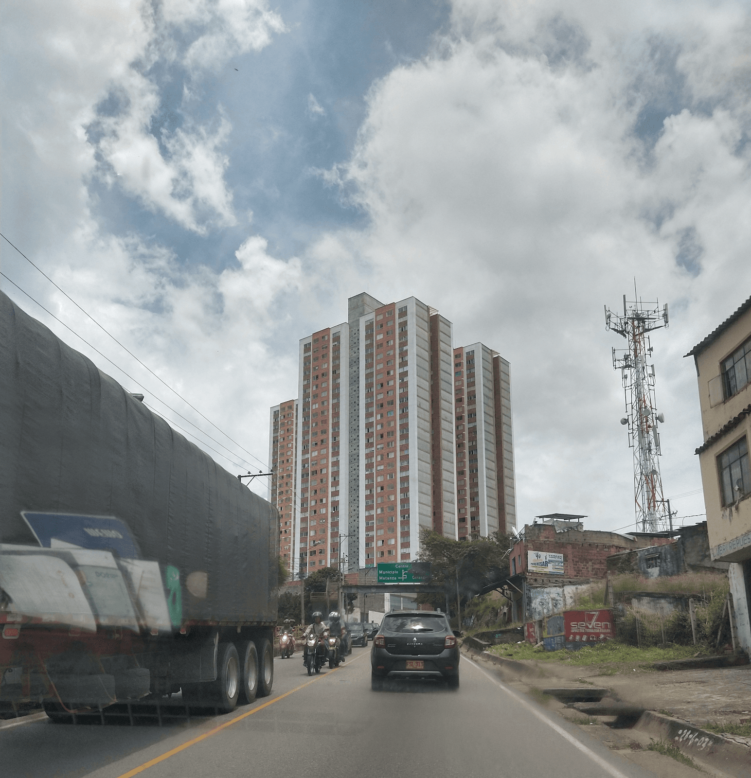 Centro Bucaramanga - Image 1