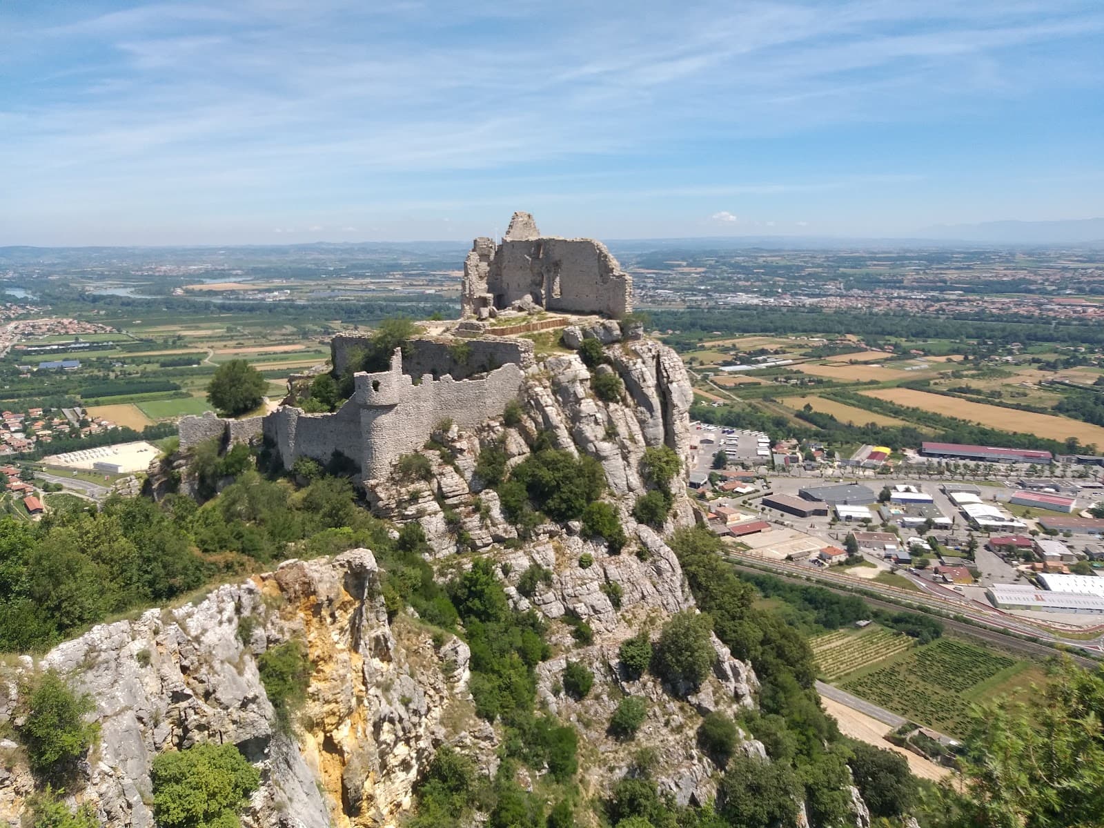 Château de Crussol - Image 1