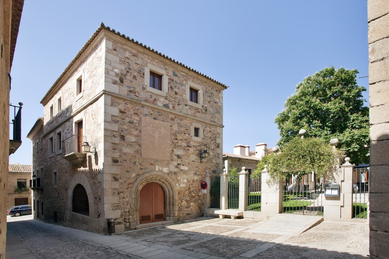 Parador de Cáceres Palacio de Torreorgaz - Image 1