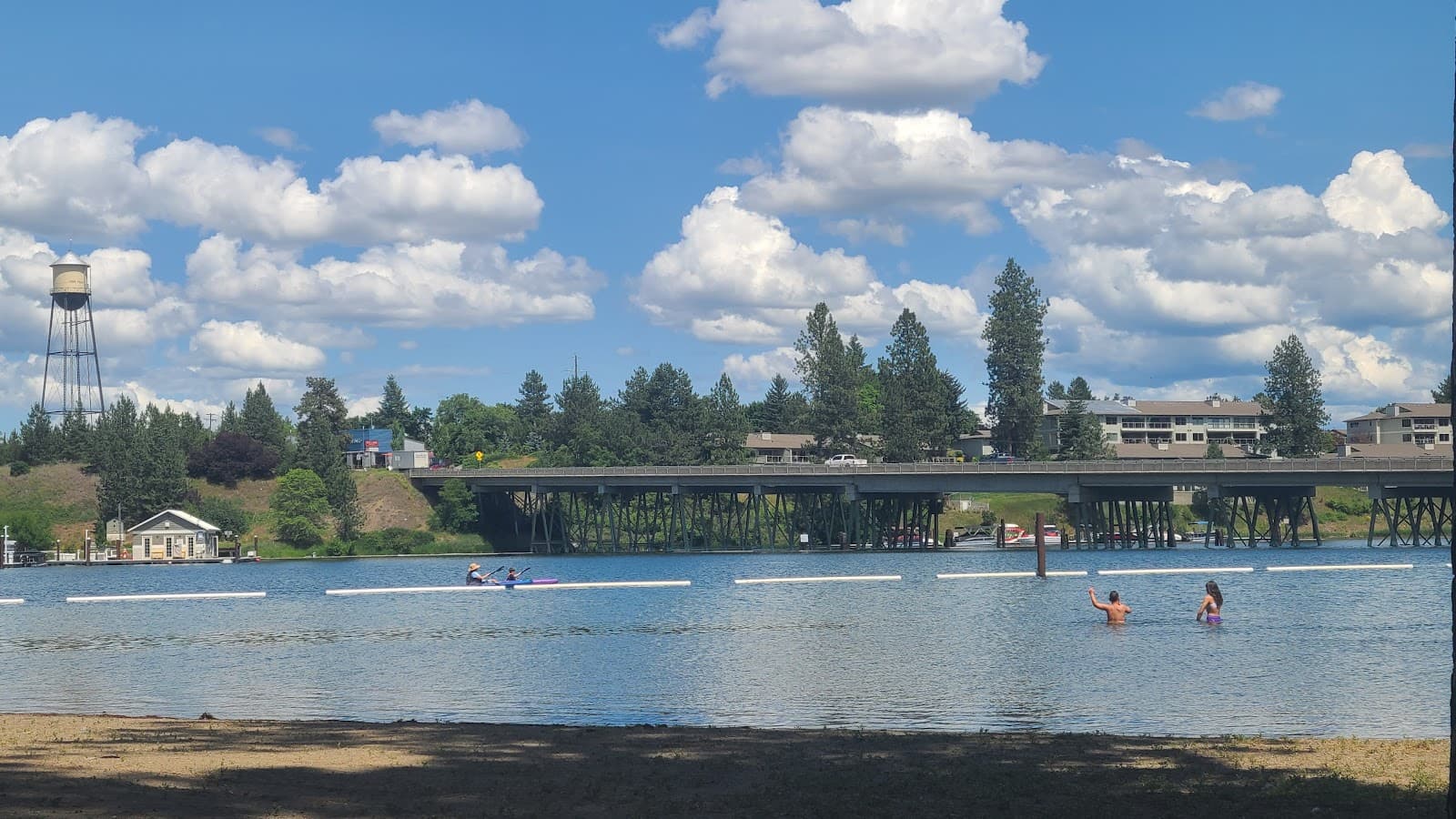 Q'emiln Park - Image 1