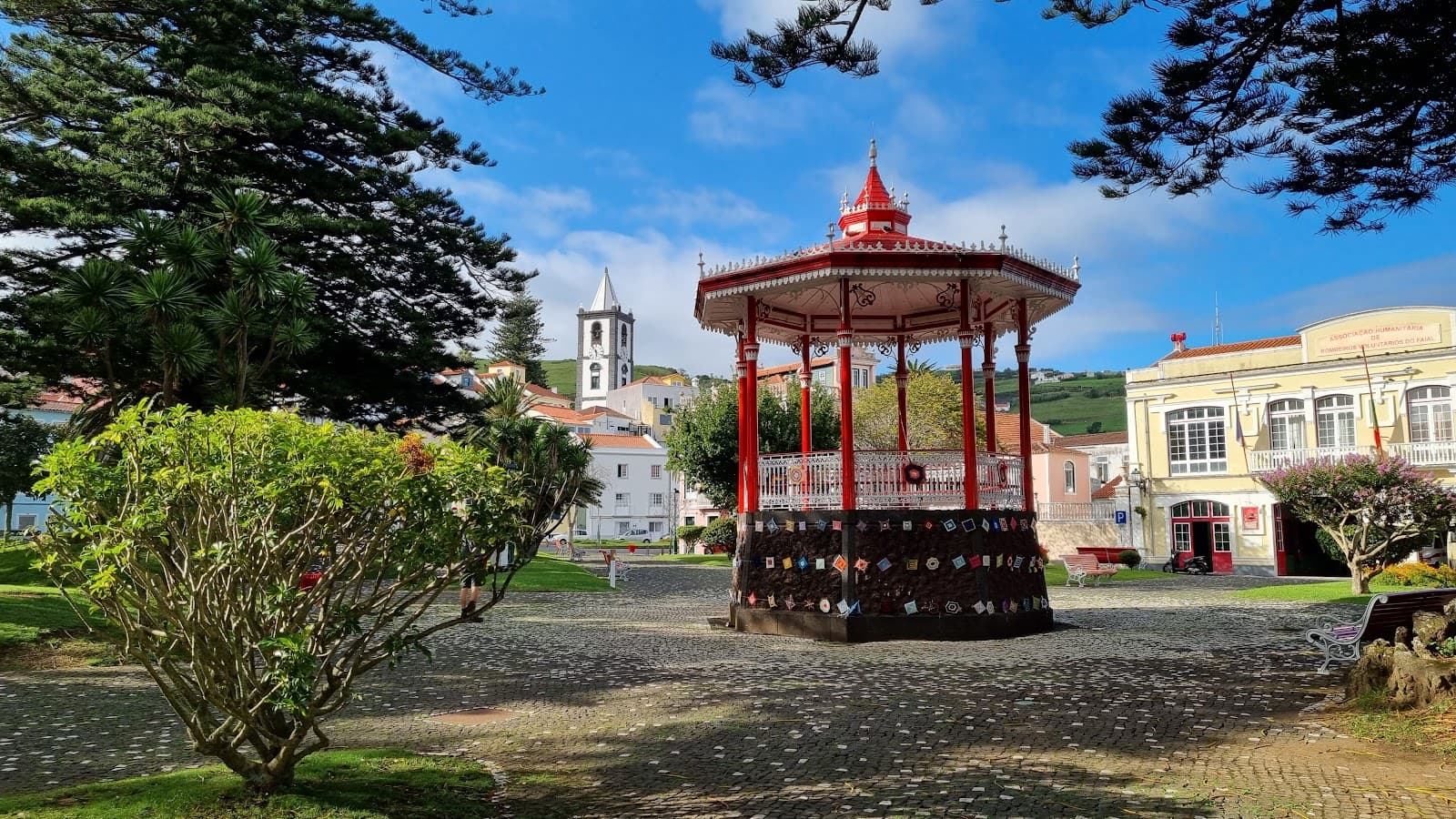 Jardim da Praça da República Horta - Image 1