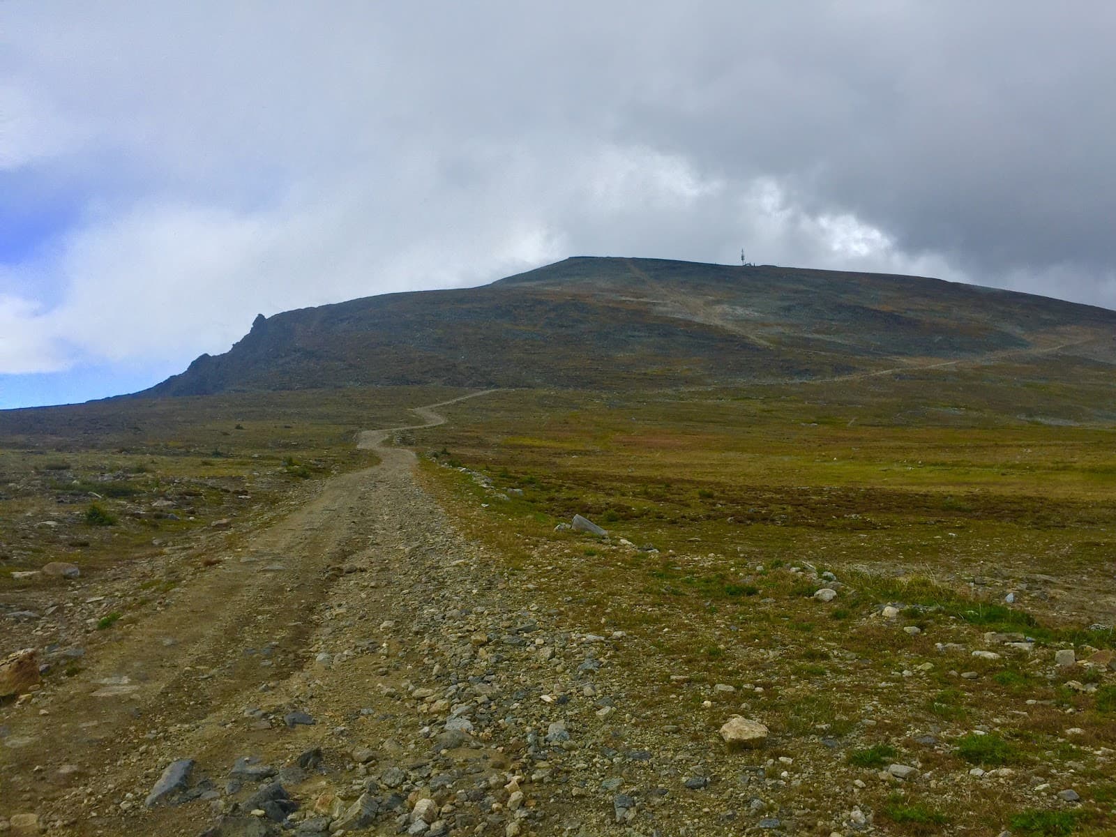 Canoe Mountain Lookout - Image 1