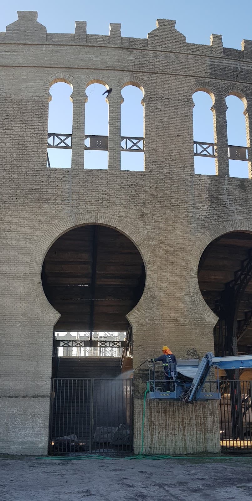 Real de San Carlos Neighborhood - Image 1