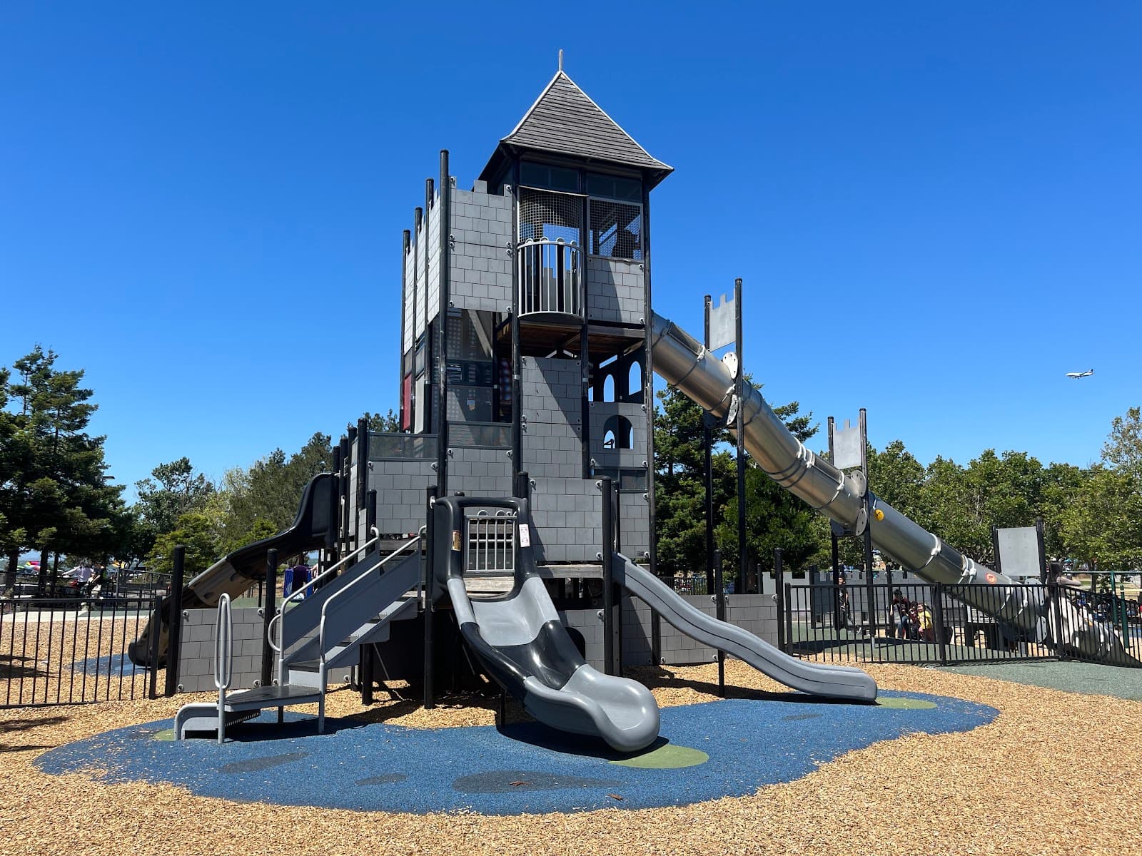 Magic Mountain Playground - Image 1