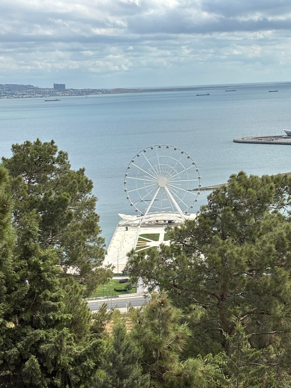 Baku Funicular - Image 1