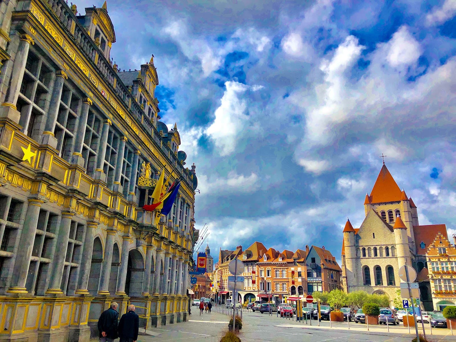 Cloth Hall (Halle aux Draps) - Image 1