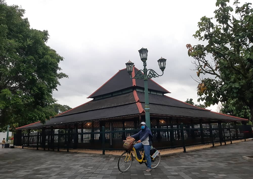 Gladhen Beksan (Dance Practice)