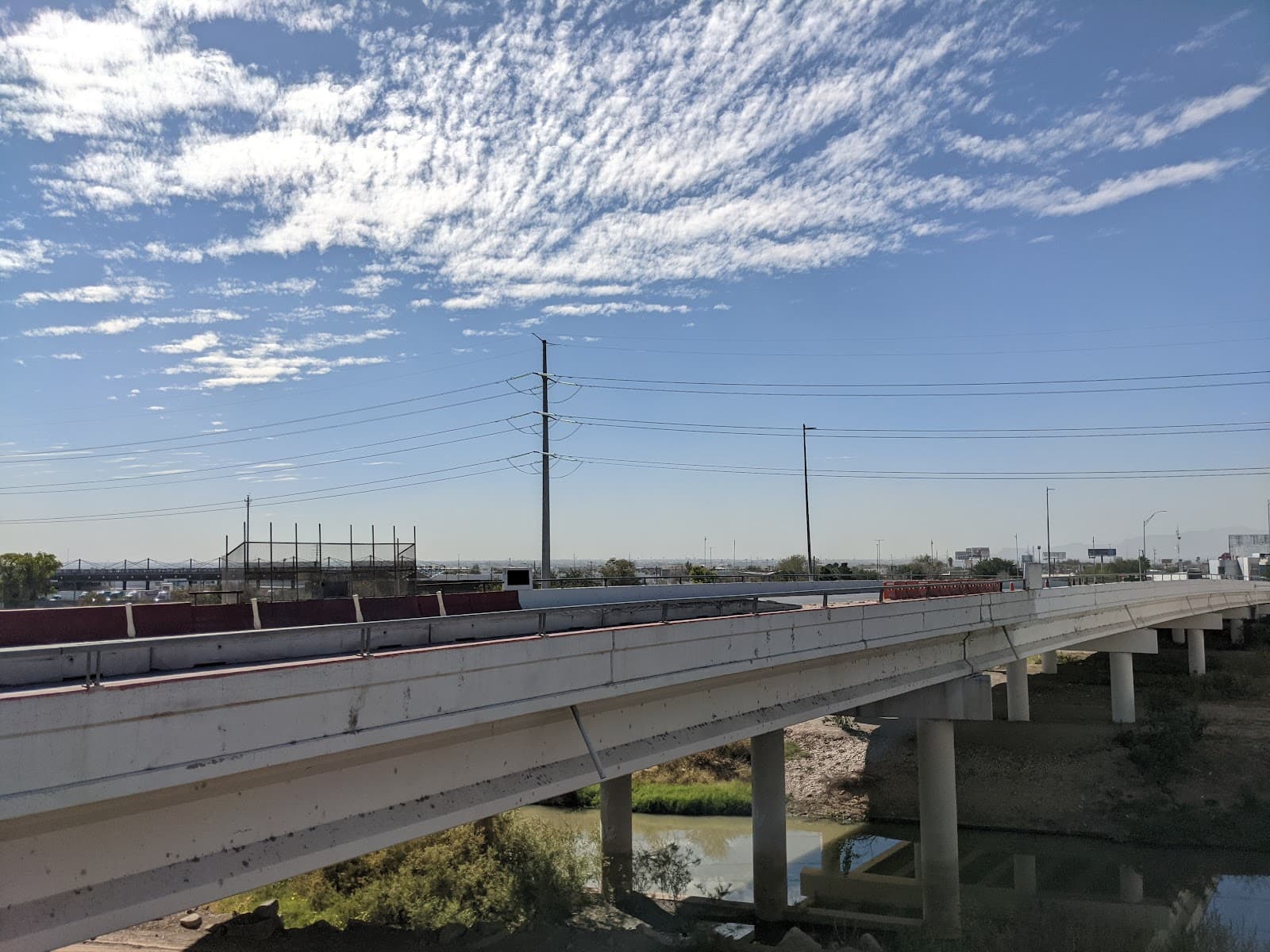 Ysleta-Zaragoza International Bridge - Image 1