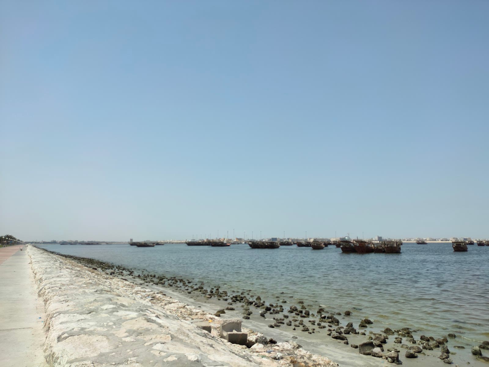 Qatif Corniche - Image 1