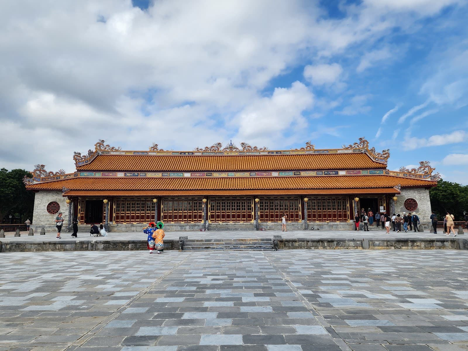 Thai Hoa Palace - Image 1