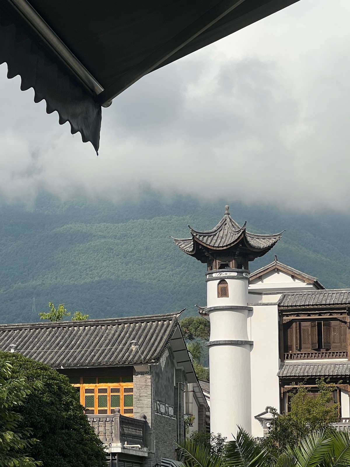 Honglongjing Red Dragon Well - Image 1