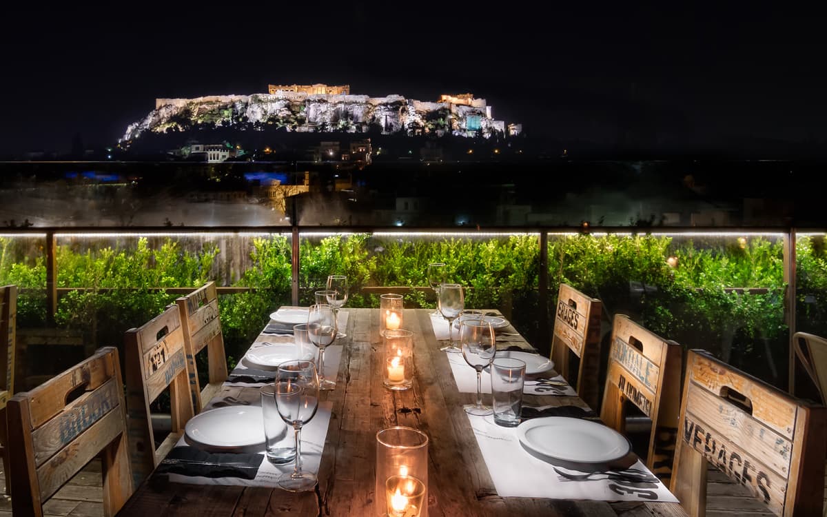 360 Cocktail Bar - Image 1