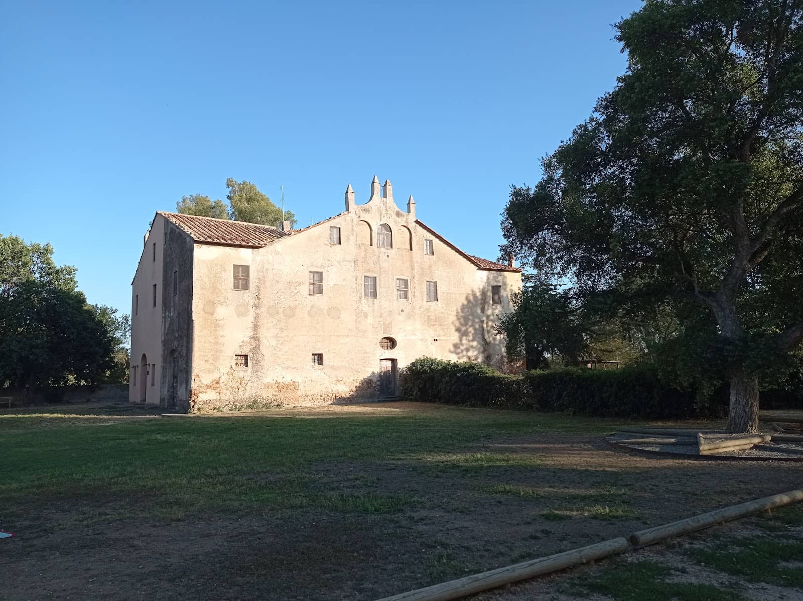 Farmhouse Atmosphere