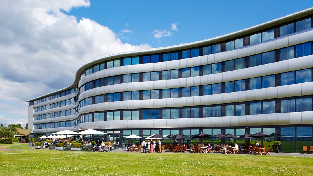 Aviator Hotel Farnborough - Image 1